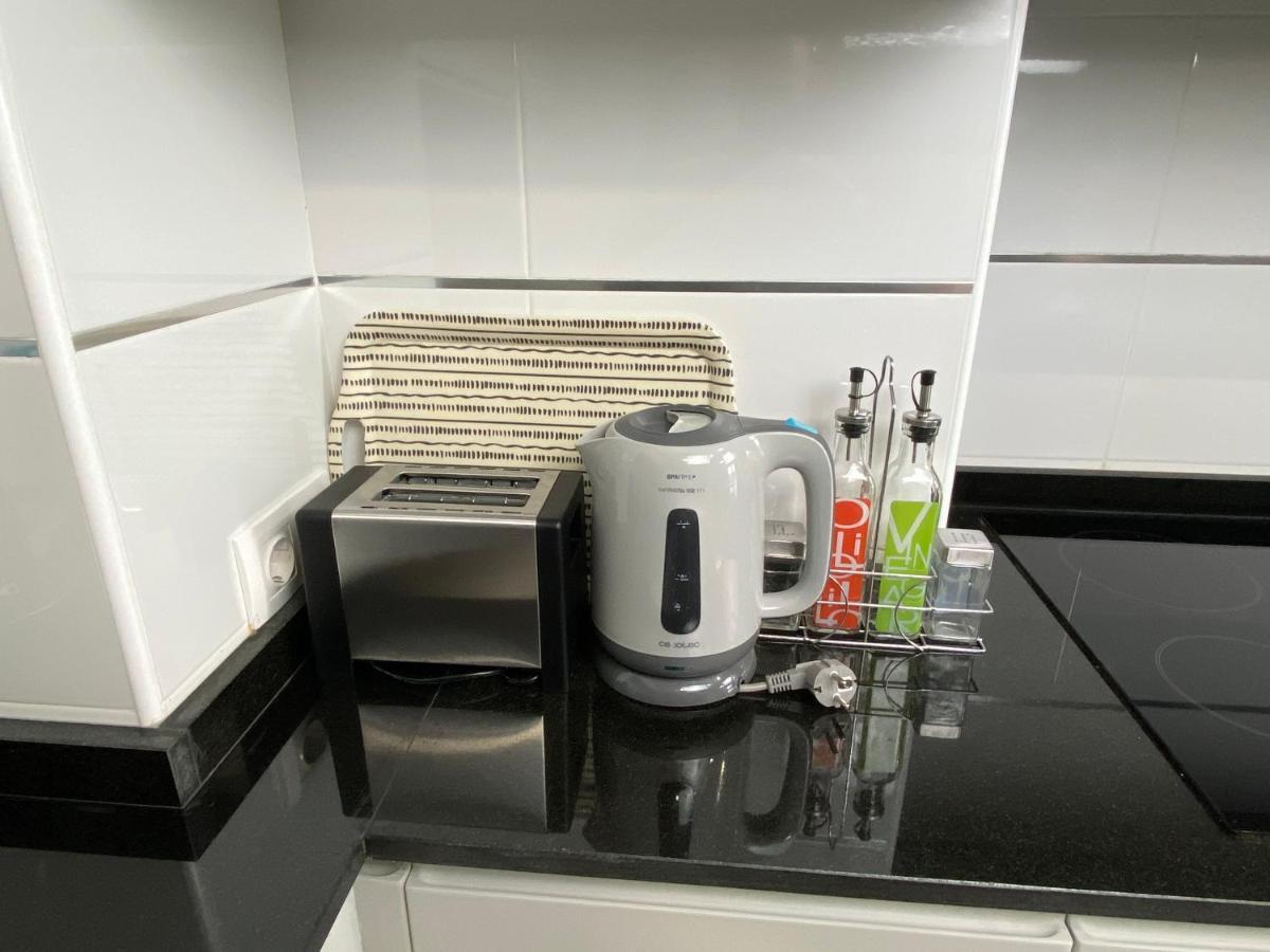 סלאמנקה Apartamento Nuevo, Accesible Y Con Piscina !!! מראה חיצוני תמונה
