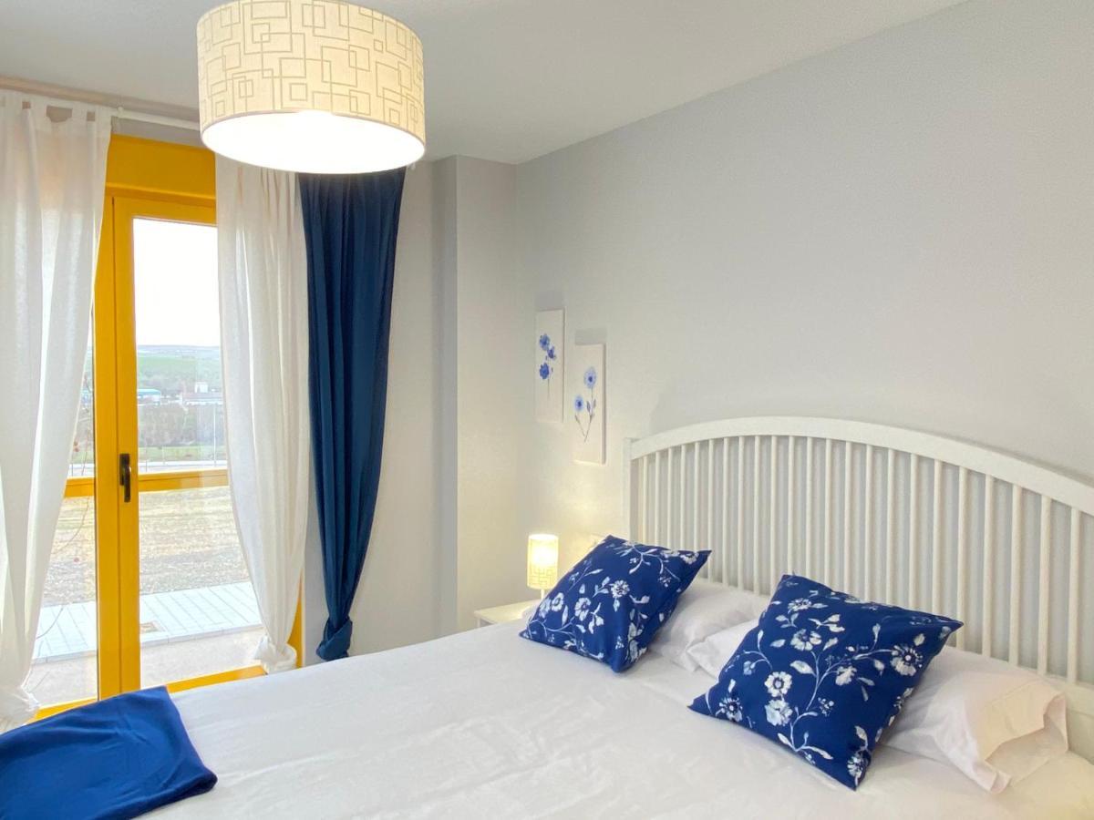 סלאמנקה Apartamento Nuevo, Accesible Y Con Piscina !!! מראה חיצוני תמונה